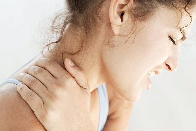 pain in the cervical region due to osteochondrosis